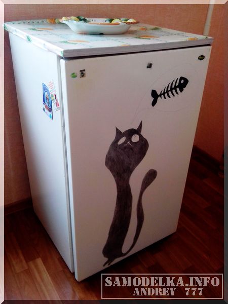 кот на холодильнике своими руками